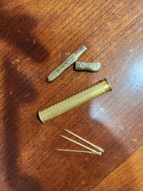 Gold-Tone Antique Needle Holders